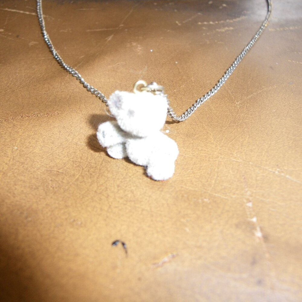 Vintage 1980's Gumball Machine Prize 18" Necklace w/ Fuzzy Panda Bear Charm - Picture 4 of 4